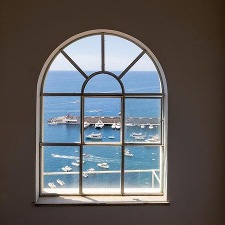 Apartments Amalfi Design Sea View Accessible By 250 Steps Zewnętrze zdjęcie