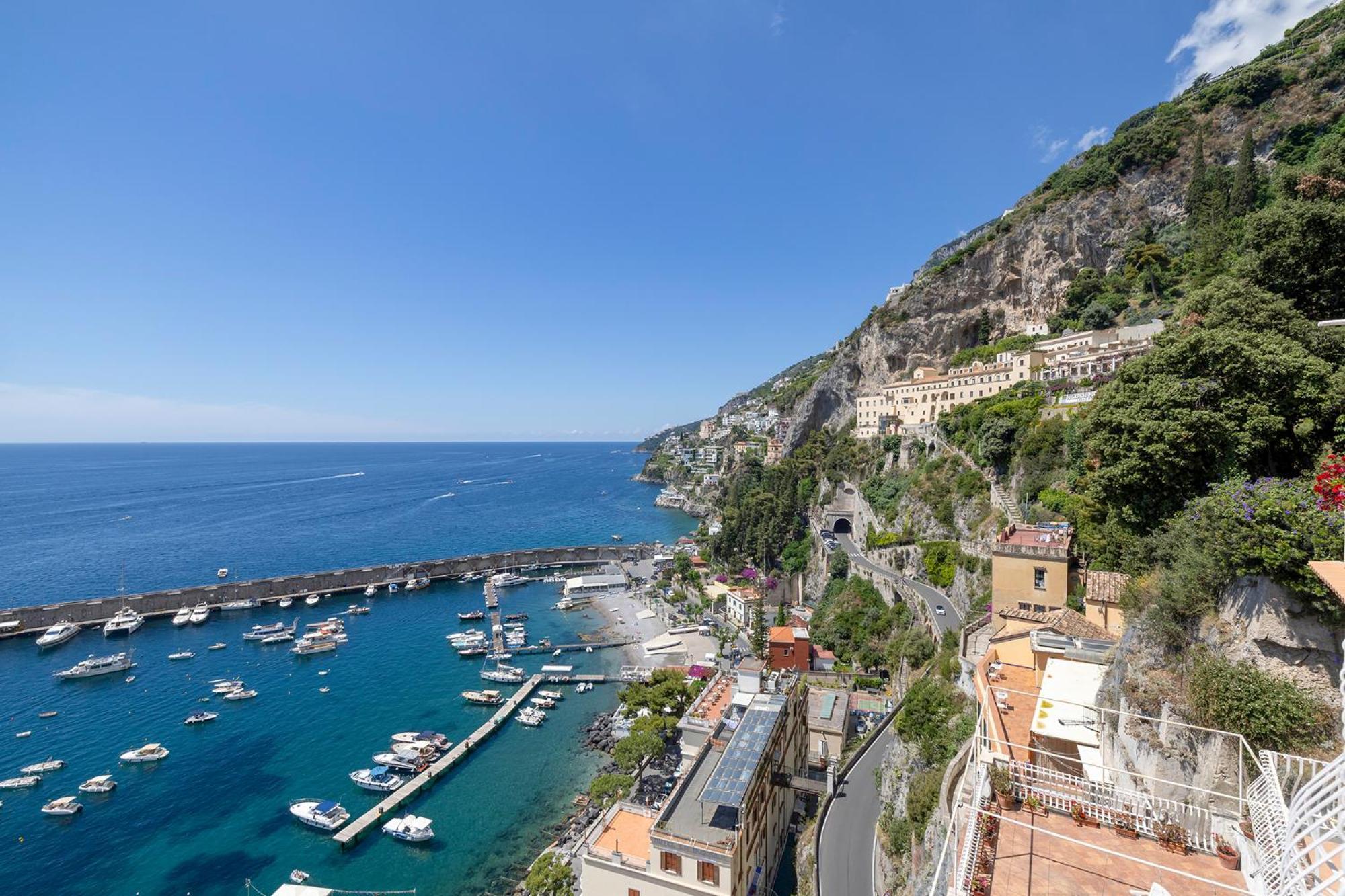 Apartments Amalfi Design Sea View Accessible By 250 Steps Zewnętrze zdjęcie