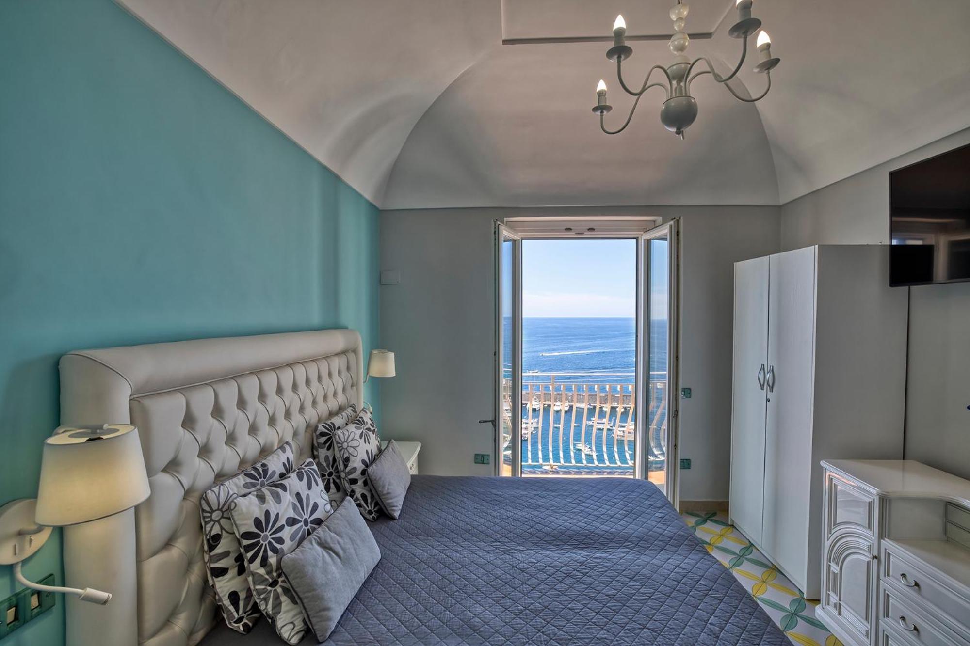 Apartments Amalfi Design Sea View Accessible By 250 Steps Zewnętrze zdjęcie
