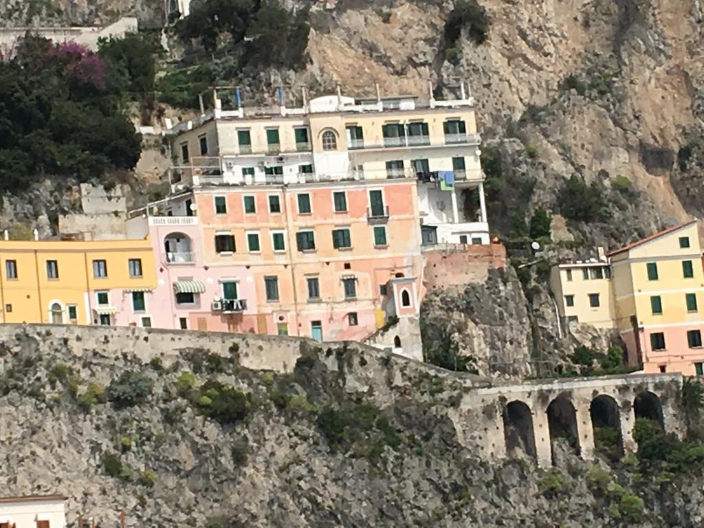 Apartments Amalfi Design Sea View Accessible By 250 Steps Zewnętrze zdjęcie